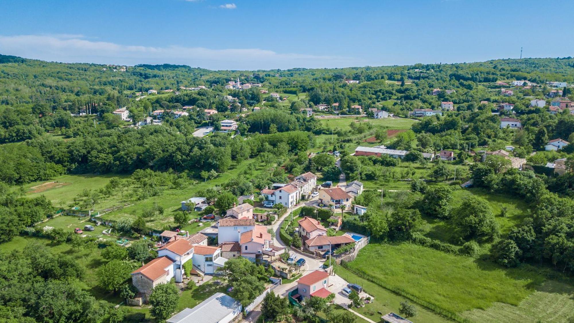 Villa Michelle Karojba Екстериор снимка